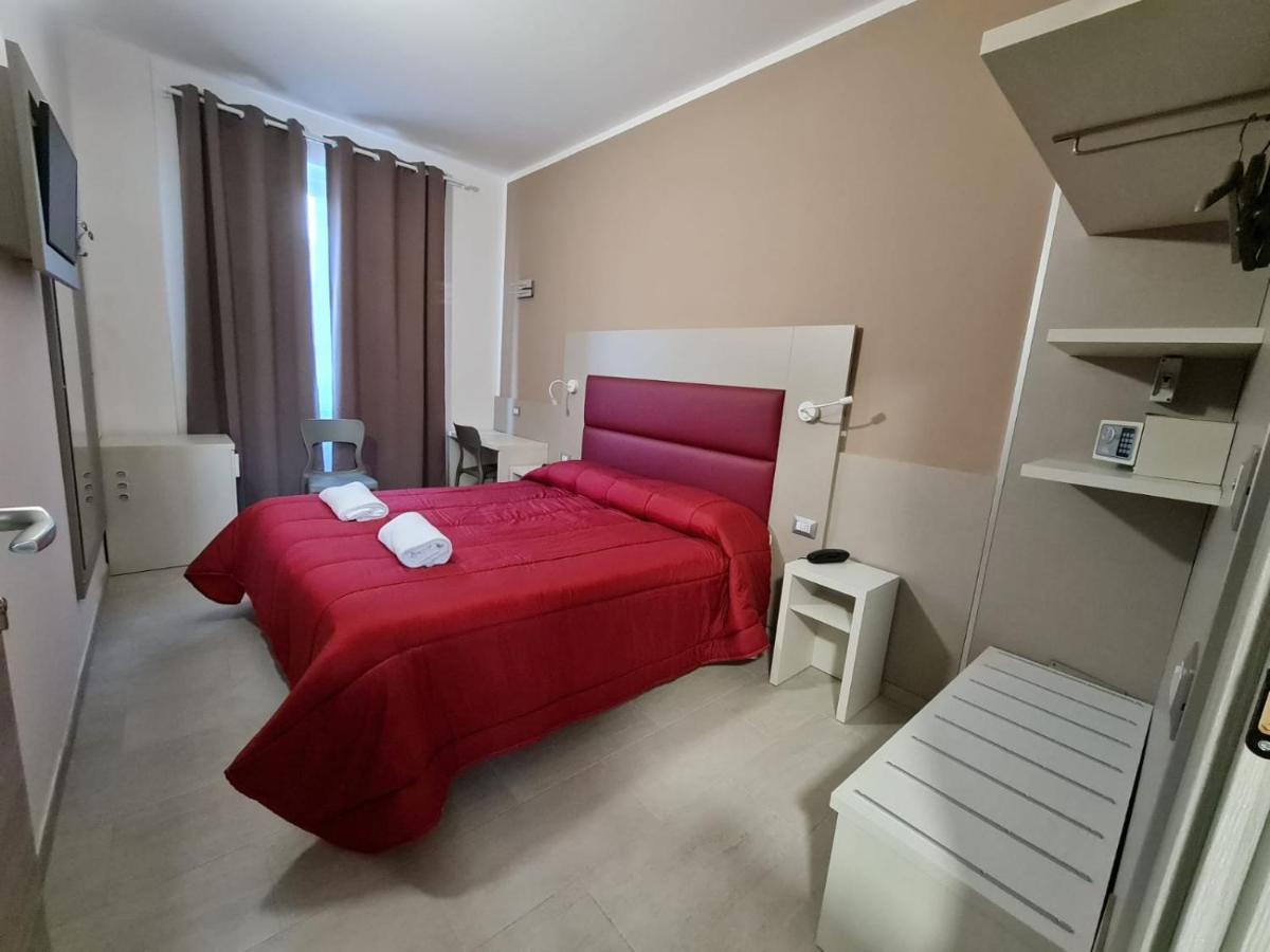 Hotel City 20 Мілан Екстер'єр фото